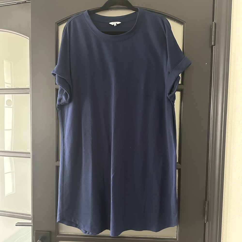 Crown & Ivy navy blue t-shirt dress